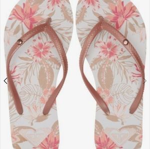 Roxy Flip Flops